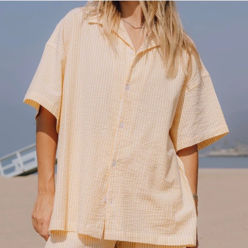 Daily Drills Yellow Striped Set